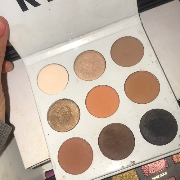 Kylie - Picture 2 of 6